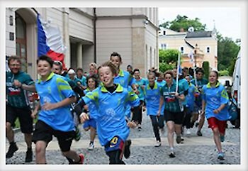 Ehrenamtlicher Helfer aus Tschechien für Drogenaufklärungsarbeit geehrt